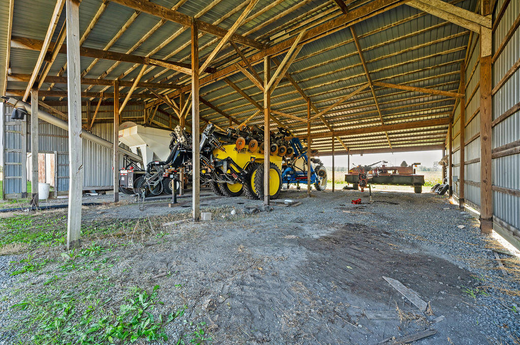 2362 Browntown Road Buchanan, MI 49107 - Photo 40 of 57 36