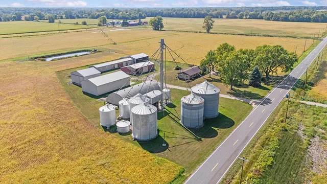 $1,600,000 | 2362 Browntown Road, Buchanan, MI 49107