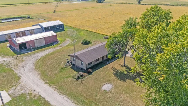 $1,600,000 | 2362 Browntown Road, Buchanan, MI 49107