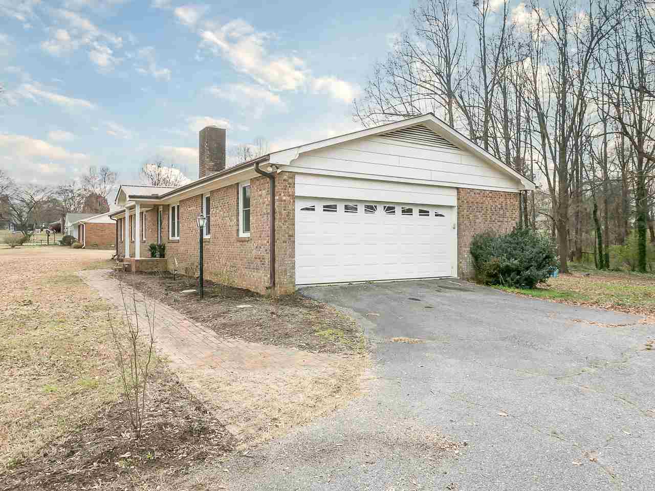 127 Holston Valley Lane Inman, SC 29349 - Photo 3 of 25
