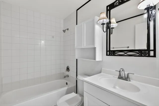 $356,500 | 5668 Waltham Way, Lake Worth, FL 33463