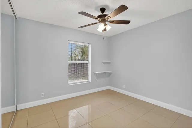 $356,500 | 5668 Waltham Way, Lake Worth, FL 33463