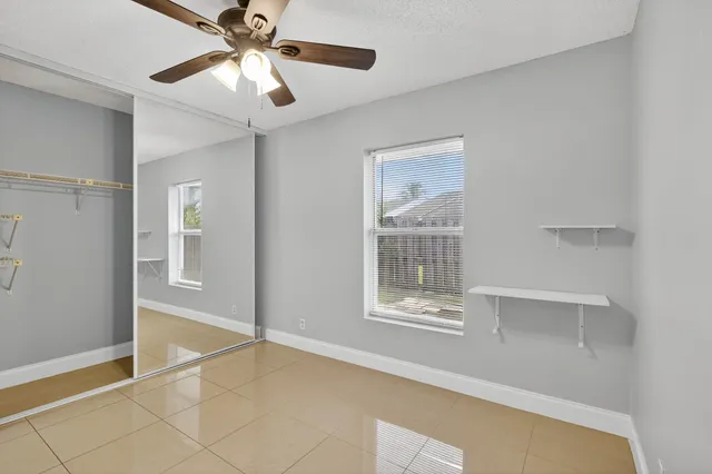 $356,500 | 5668 Waltham Way, Lake Worth, FL 33463