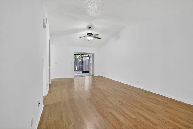 $356,500 | 5668 Waltham Way, Lake Worth, FL 33463