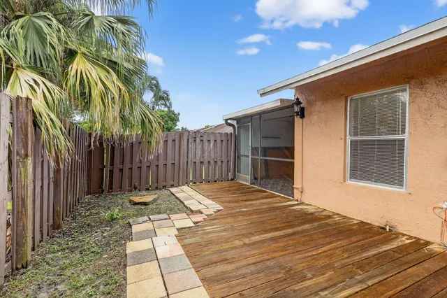 $356,500 | 5668 Waltham Way, Lake Worth, FL 33463