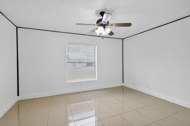 $356,500 | 5668 Waltham Way, Lake Worth, FL 33463