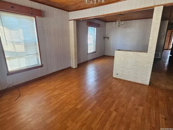 $1,895 | 118 West Vestal Place, San Antonio, TX 78221