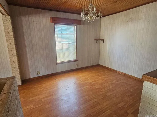 $1,895 | 118 West Vestal Place, San Antonio, TX 78221