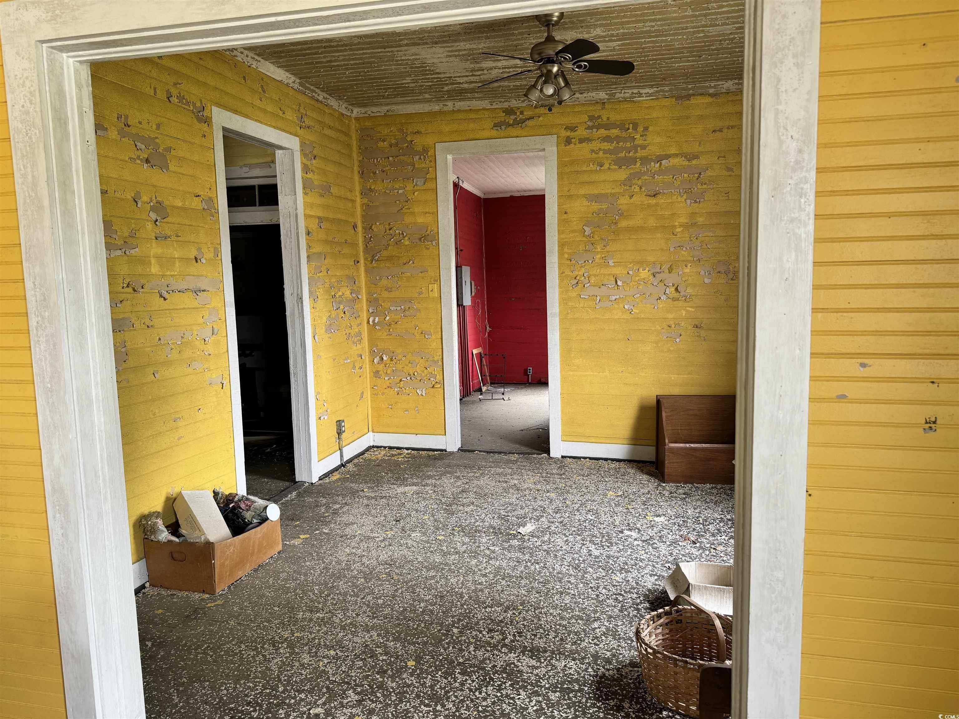 201 South Nichols Street Nichols, SC 29581 - Photo 16 of 37