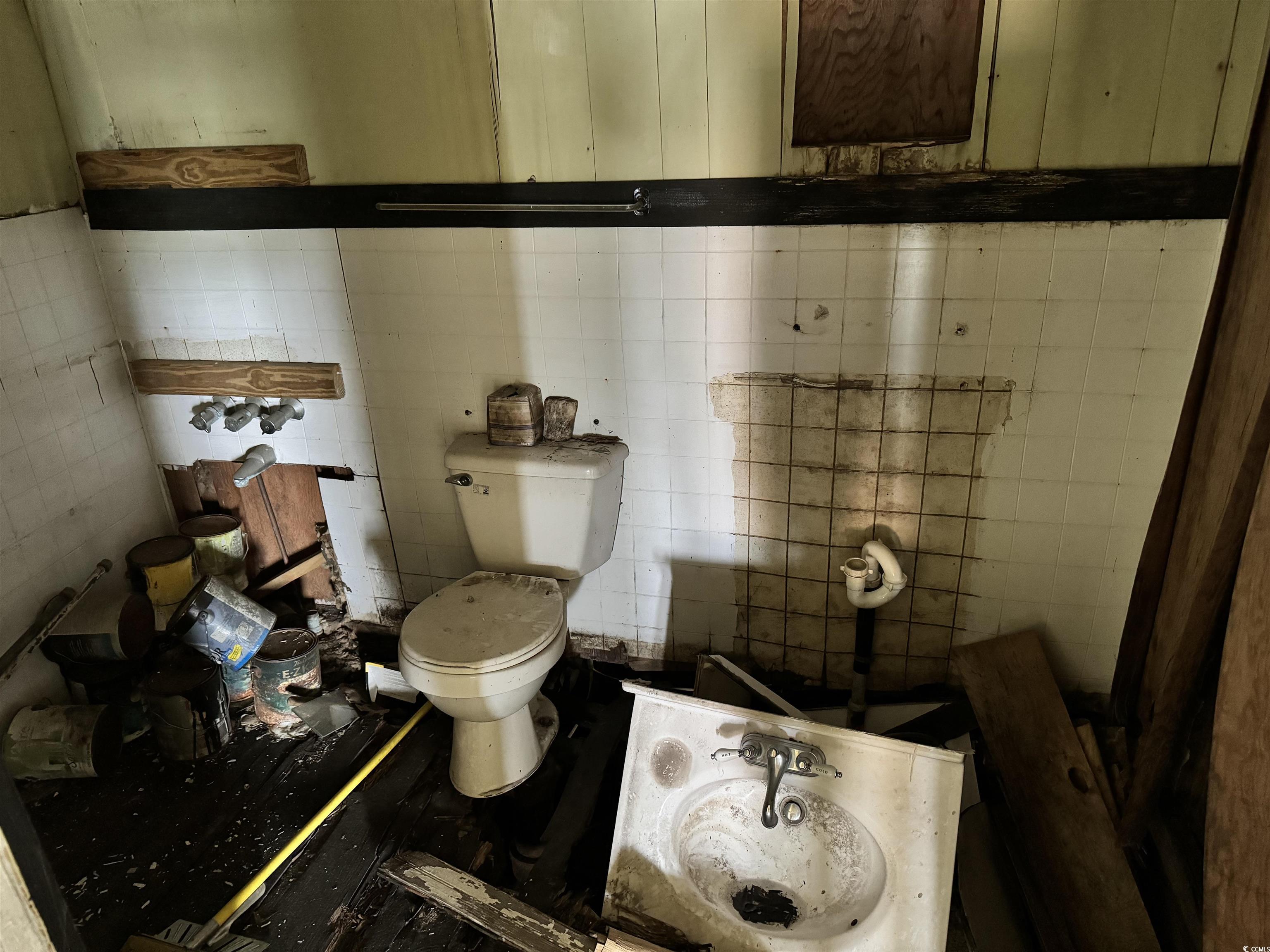 201 South Nichols Street Nichols, SC 29581 - Photo 20 of 37