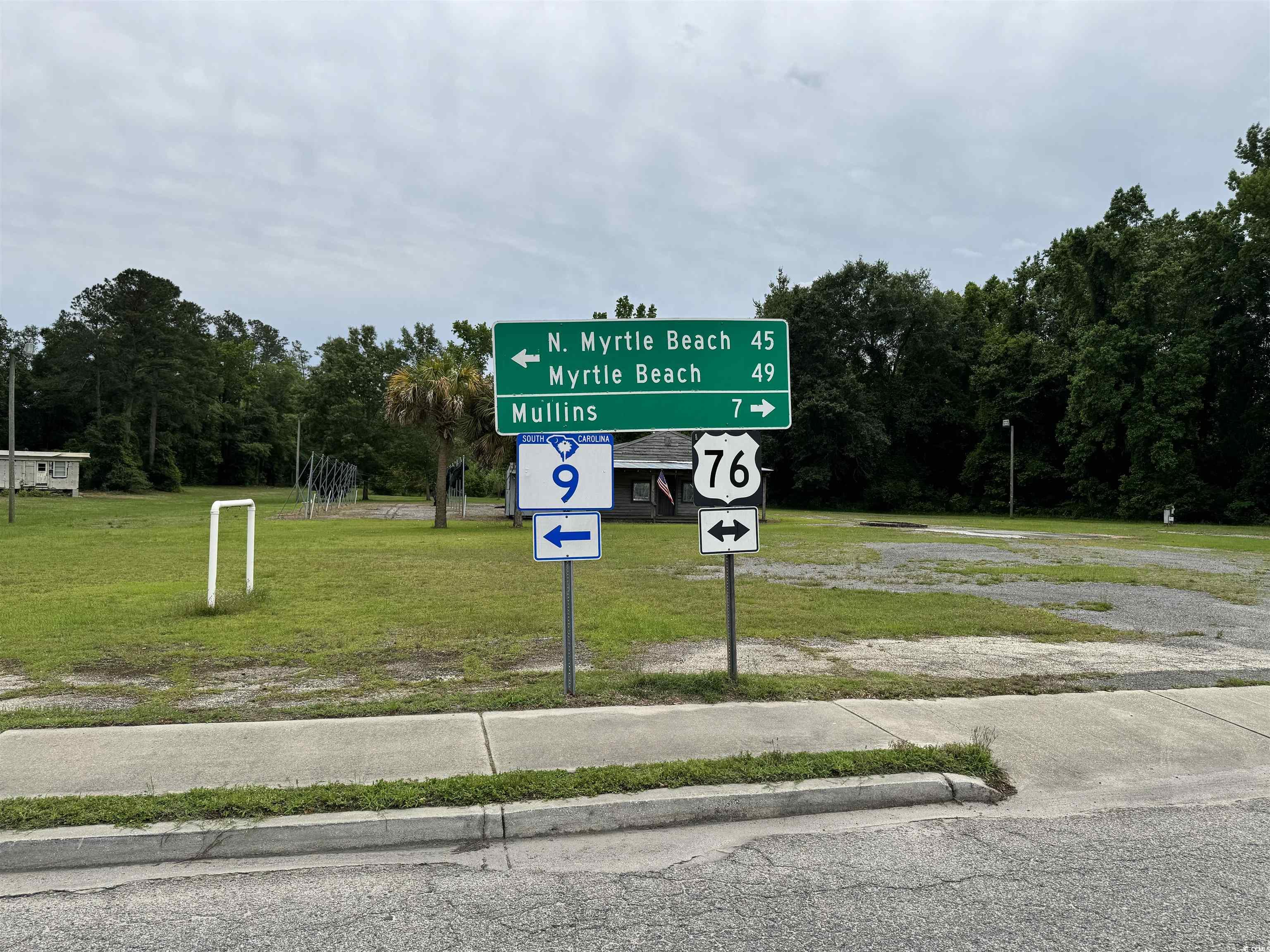 201 South Nichols Street Nichols, SC 29581 - Photo 34 of 37