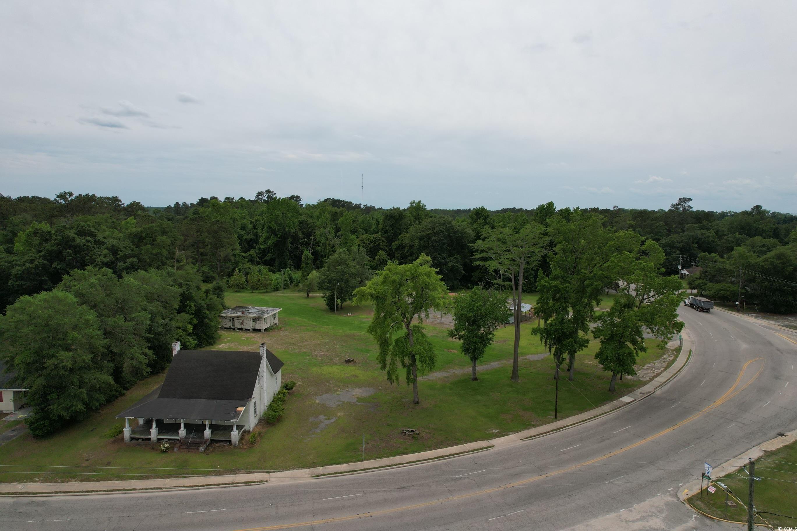 201 South Nichols Street Nichols, SC 29581 - Photo 9 of 37