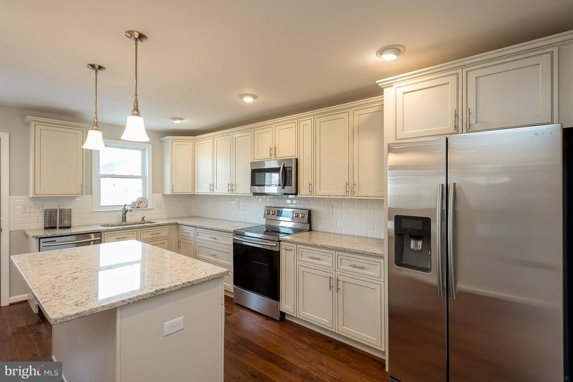 417 Riverside Drive Baltimore, MD 21221 - Photo 17 of 48 Gallery Image 17