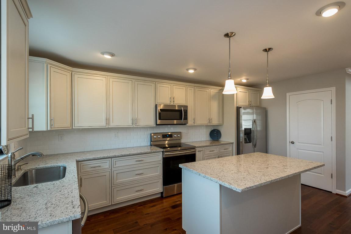 417 Riverside Drive Baltimore, MD 21221 - Photo 18 of 48 Gallery Image 18