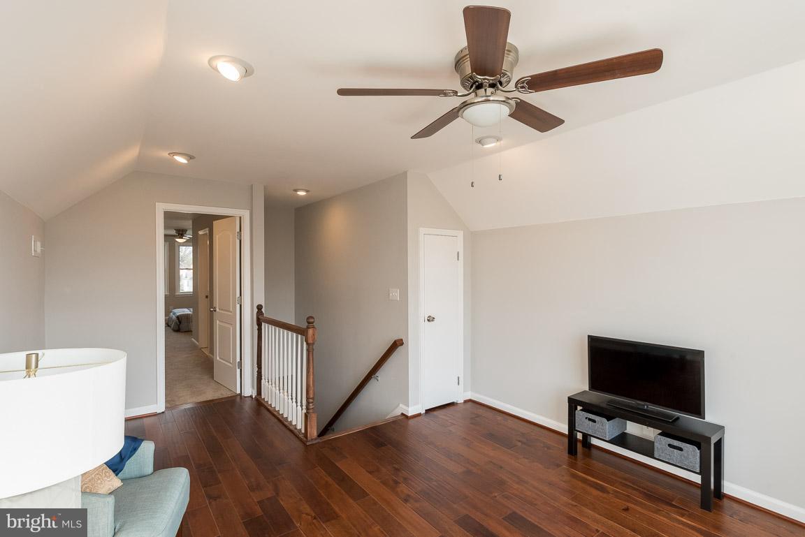 417 Riverside Drive Baltimore, MD 21221 - Photo 41 of 48 Gallery Image 41