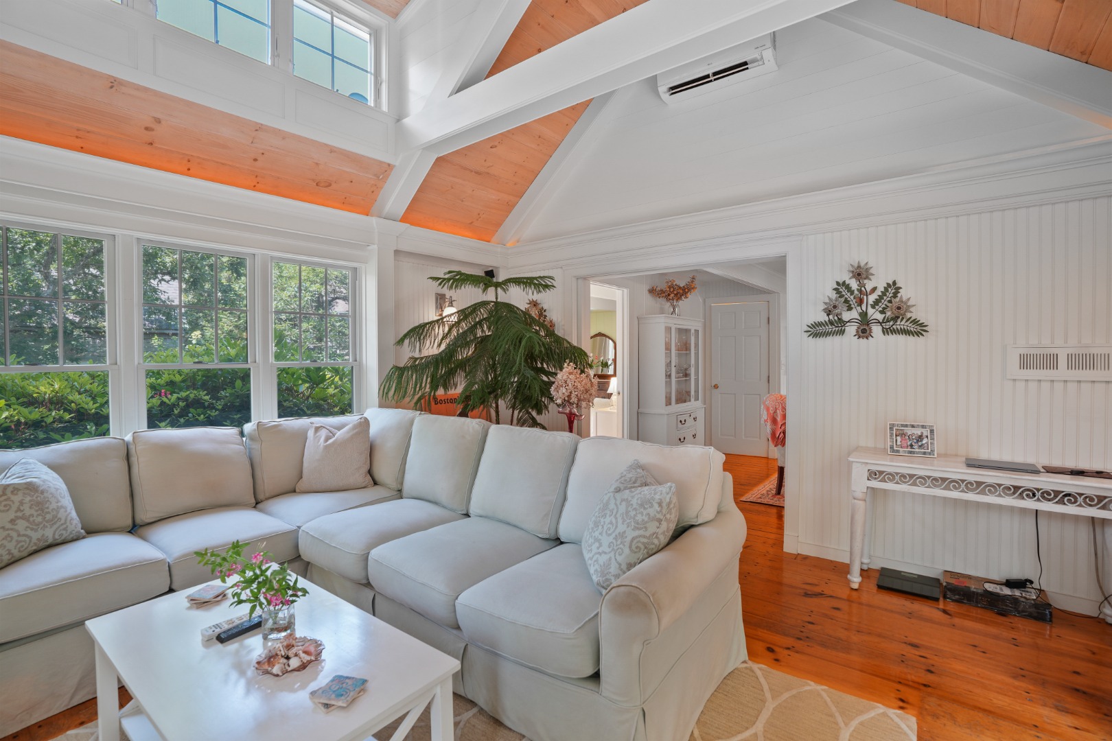 20 Meshacket Road Edgartown, MA 02539 - Photo 12 of 41 Gallery Image 12