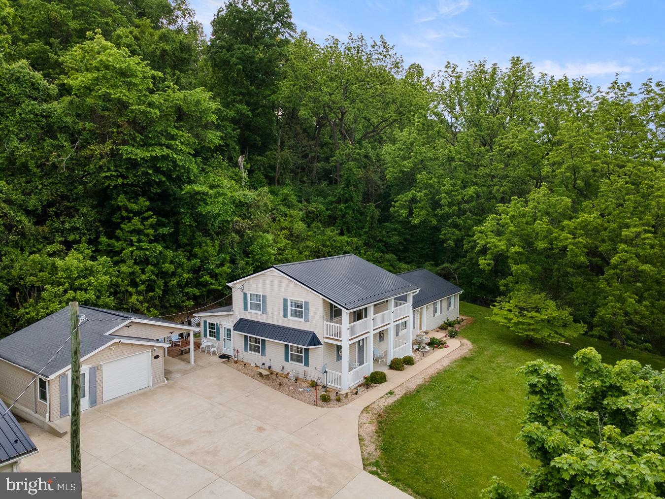 2586 Pine Grove Road Stanley, VA 22851 - Photo 6 of 42