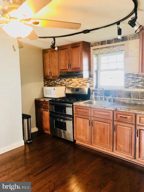 44 Pine Street Beverly, NJ 08010 - Photo 6 of 29