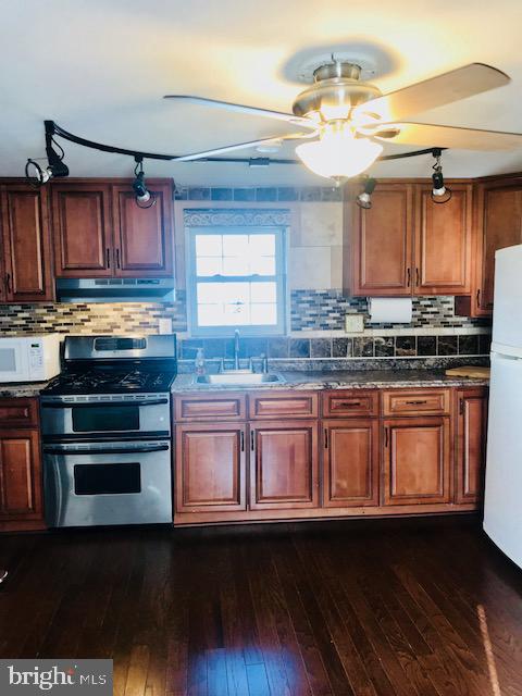 44 Pine Street Beverly, NJ 08010 - Photo 9 of 29