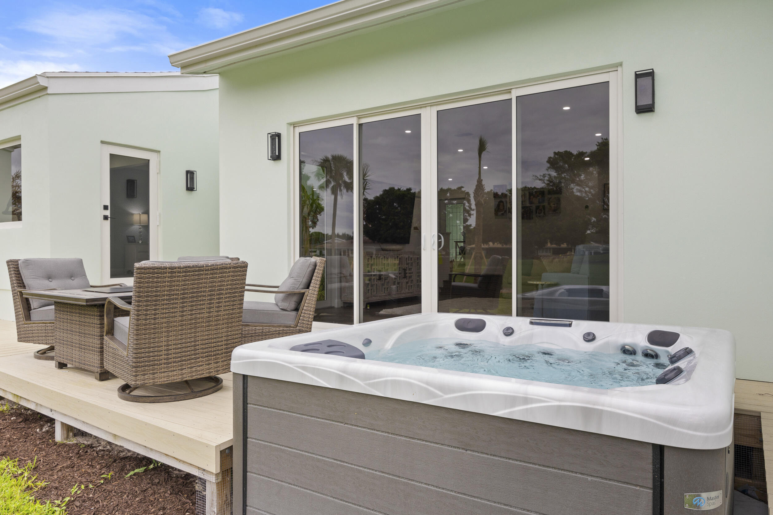 17235 Bay Street Jupiter, FL 33477 - Photo 36 of 47 41_jv2a4268