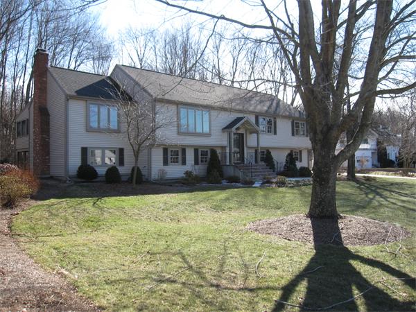 21 Longmeadow Road Westborough, MA 01581 - Photo 1 of 30 Gallery Image 1