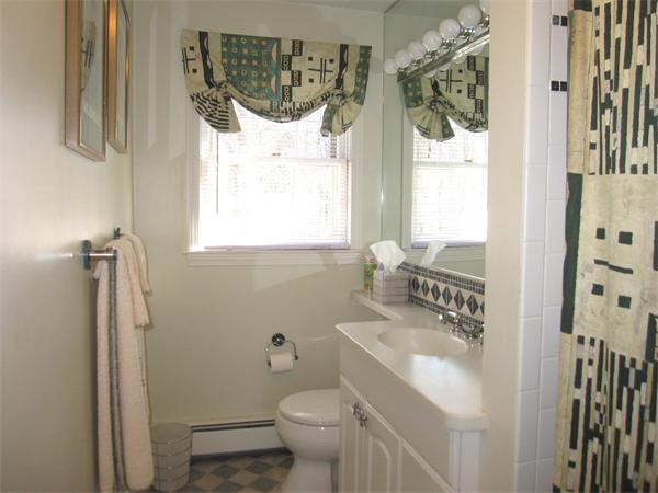 21 Longmeadow Road Westborough, MA 01581 - Photo 21 of 30 Gallery Image 21