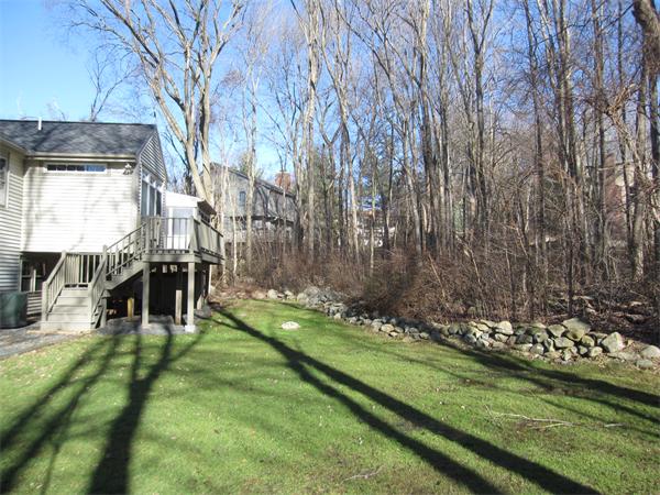 21 Longmeadow Road Westborough, MA 01581 - Photo 29 of 30 Gallery Image 29