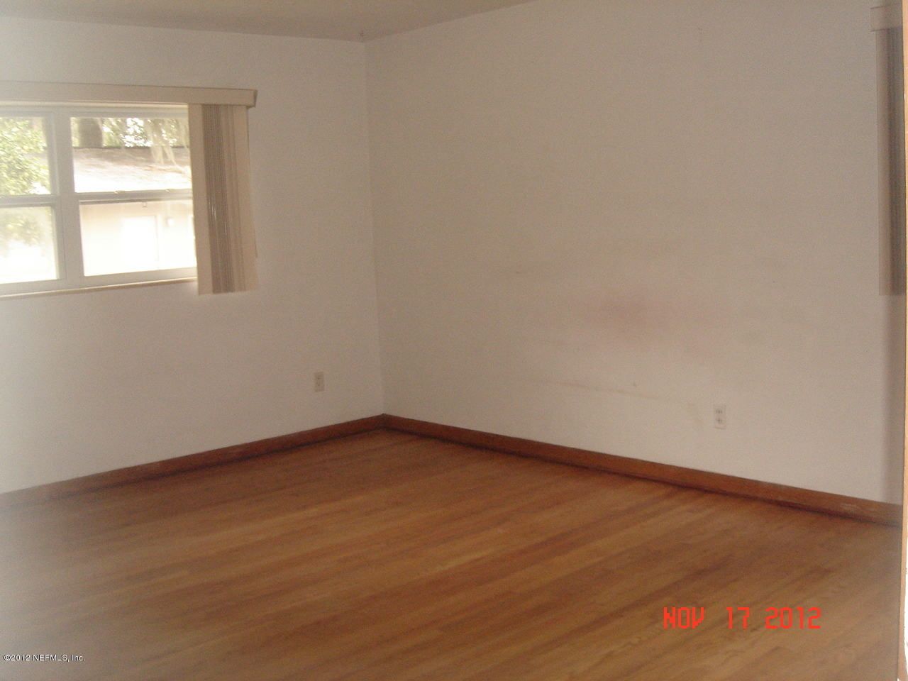 423 Ralph Street Orange Park, FL 32073 - Photo 15 of 21 Master bedroom