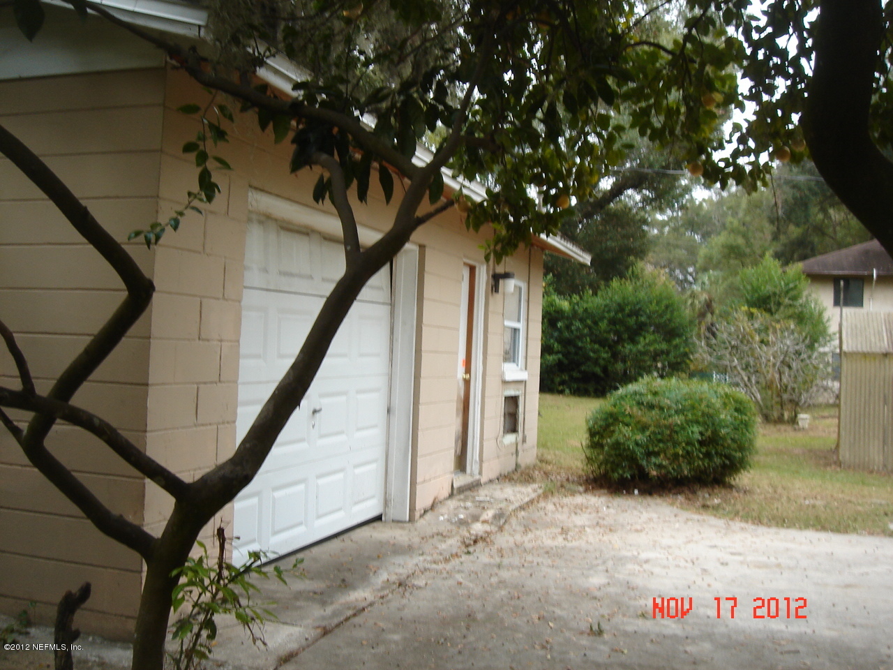 423 Ralph Street Orange Park, FL 32073 - Photo 19 of 21 garage and efficiency