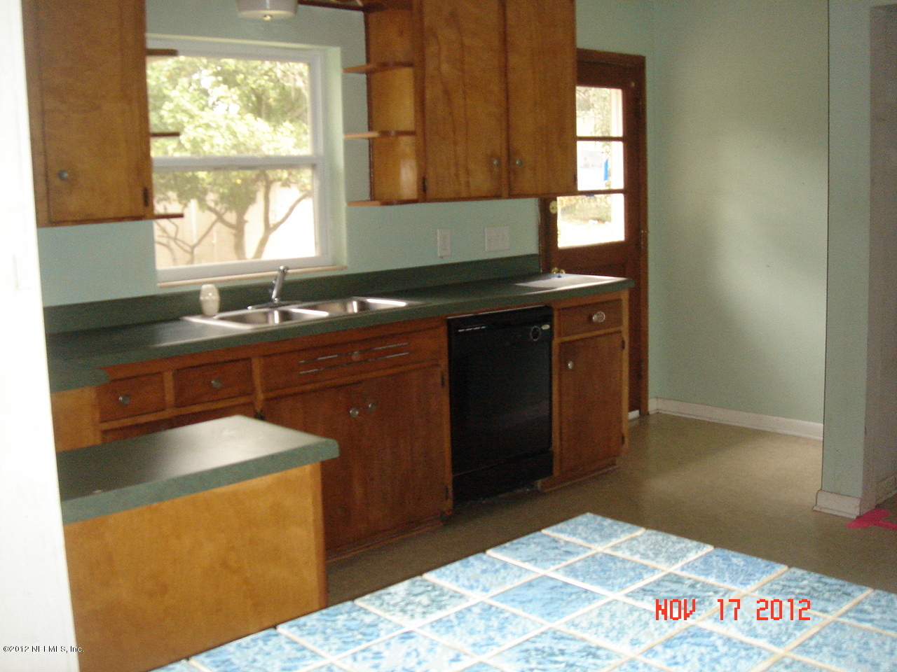 423 Ralph Street Orange Park, FL 32073 - Photo 10 of 21 Kitchen