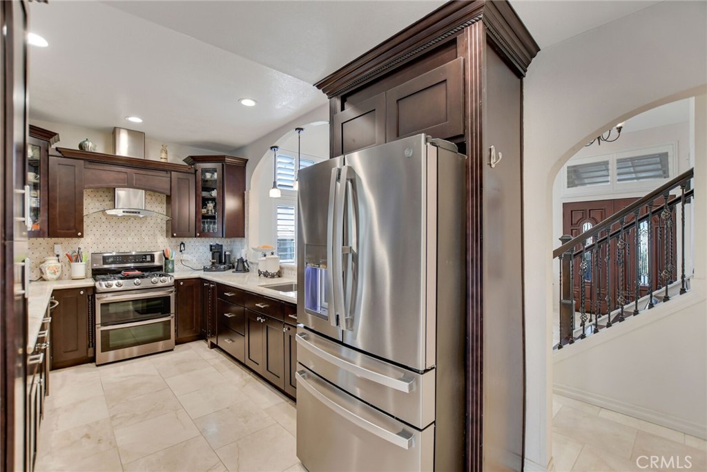 22795 Raven Way Grand Terrace, CA 92313 - Photo 11 of 44