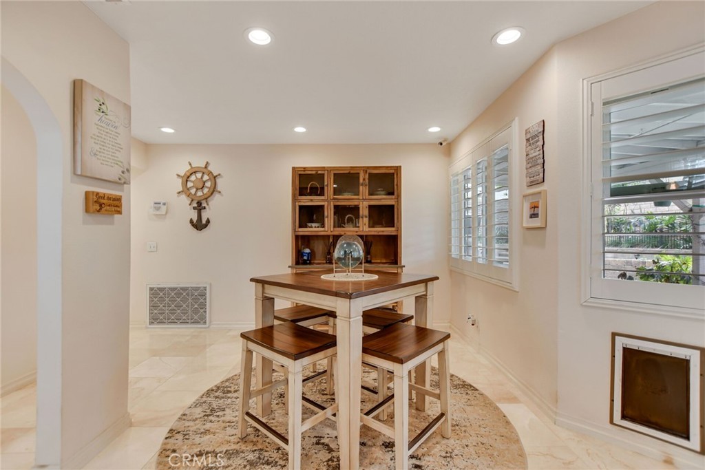 22795 Raven Way Grand Terrace, CA 92313 - Photo 18 of 44