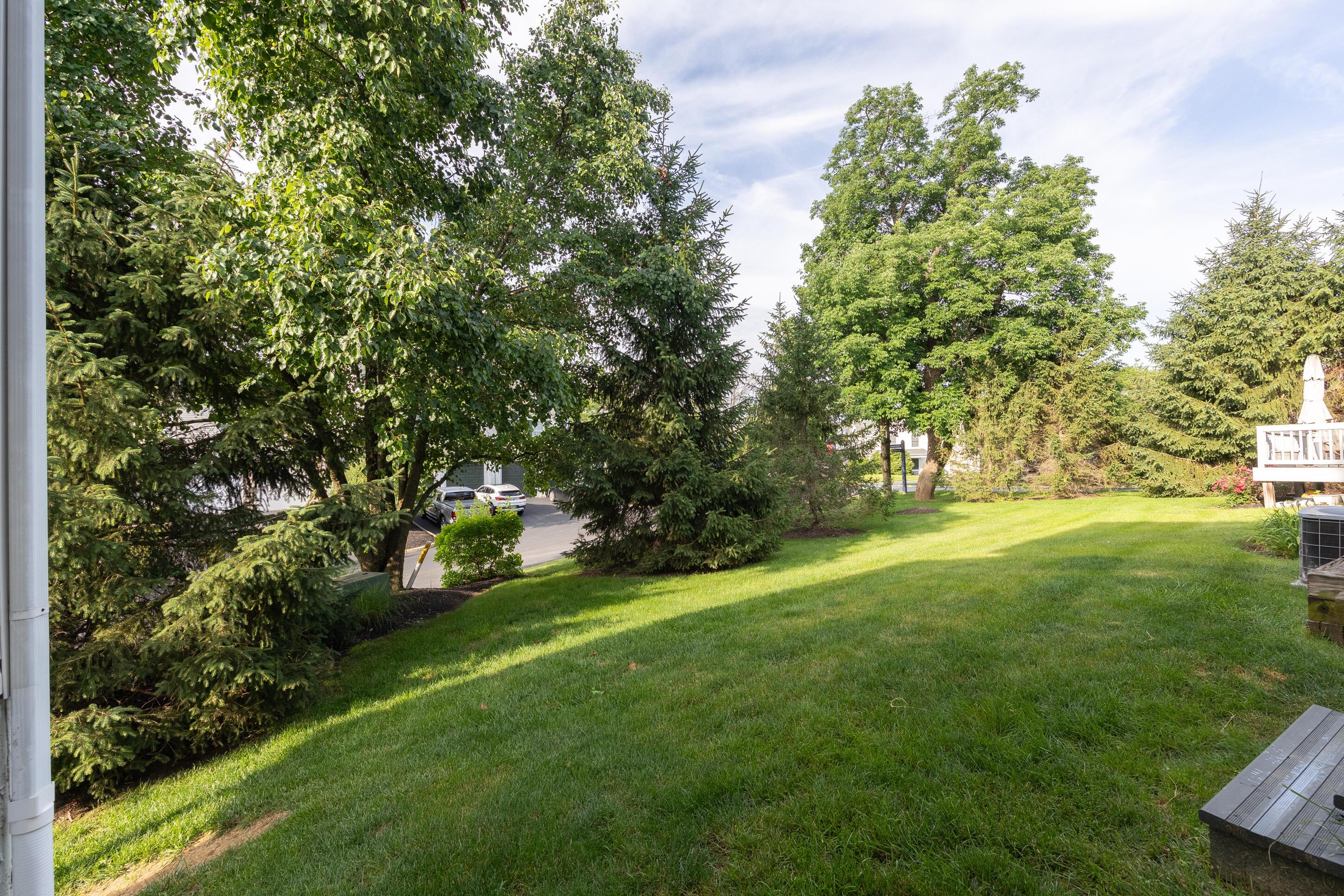 1220 Shagbark Road Columbus, OH 43230 - Photo 35 of 43