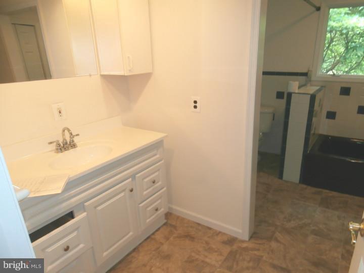 135 Tuckerton Road Shamong, NJ 08088 - Photo 11 of 18 Gallery Image 11