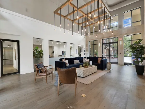 $500,000 | 24507 Town Center Drive, Unit 7418, Valencia, CA 91355