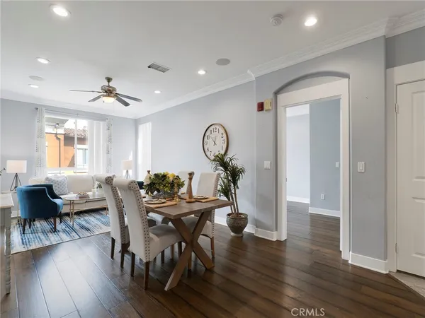 $500,000 | 24507 Town Center Drive, Unit 7418, Valencia, CA 91355