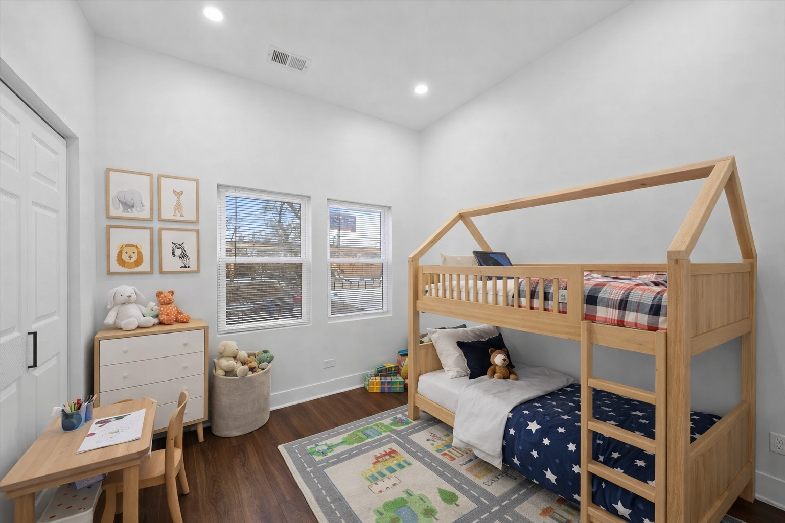 148 West 59th Street Chicago, IL 60621 - Photo 18 of 31