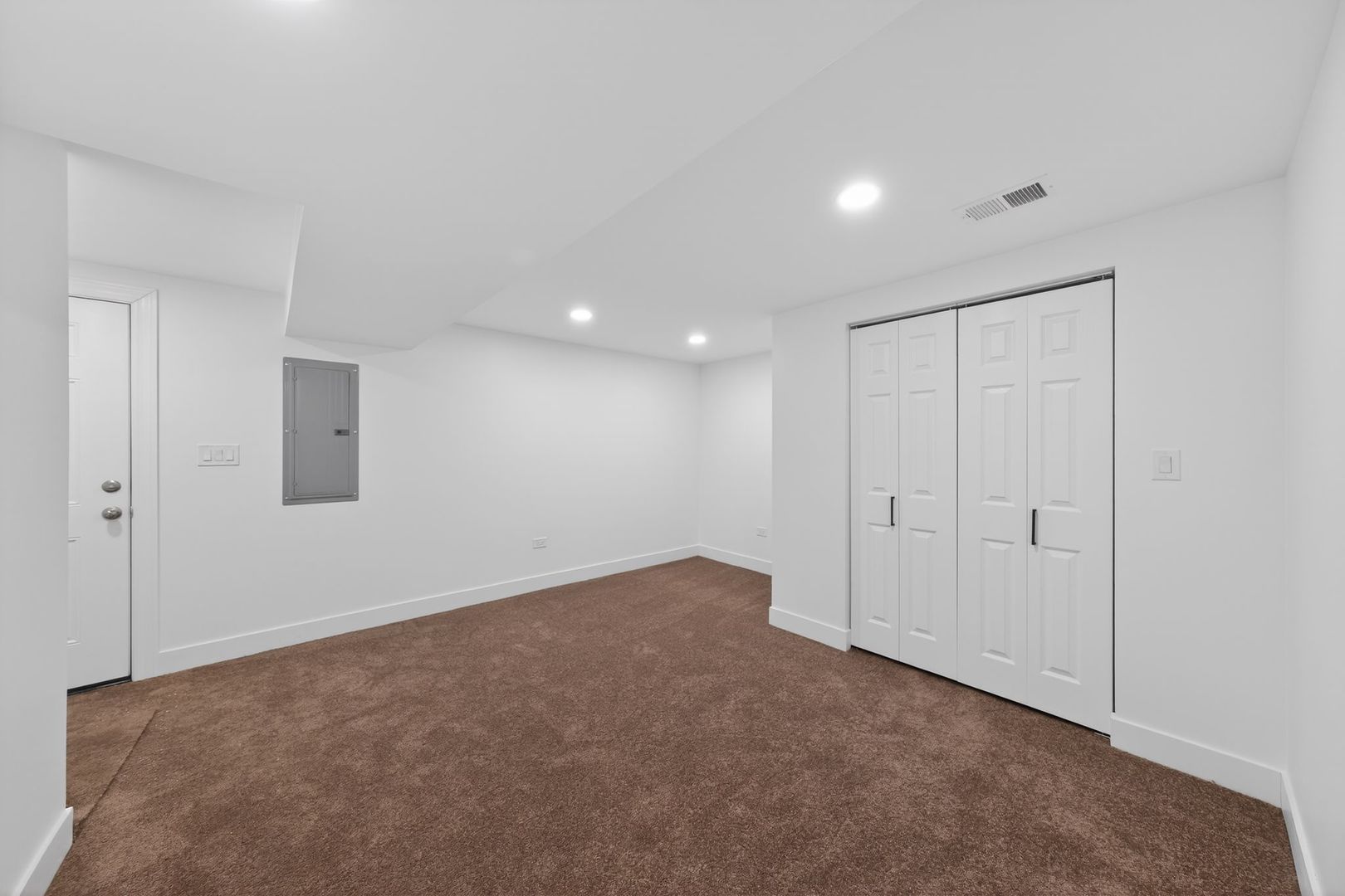 148 West 59th Street Chicago, IL 60621 - Photo 27 of 31