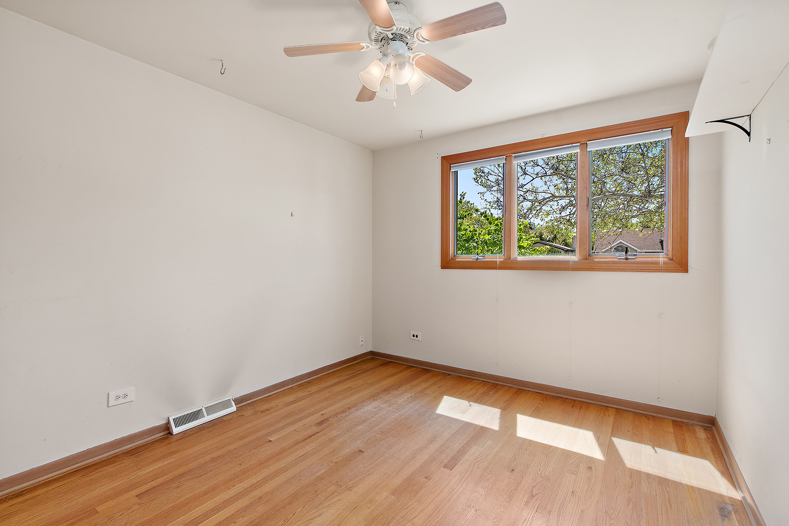 9012 89th Street Hickory Hills, IL 60457 - Photo 18 of 29