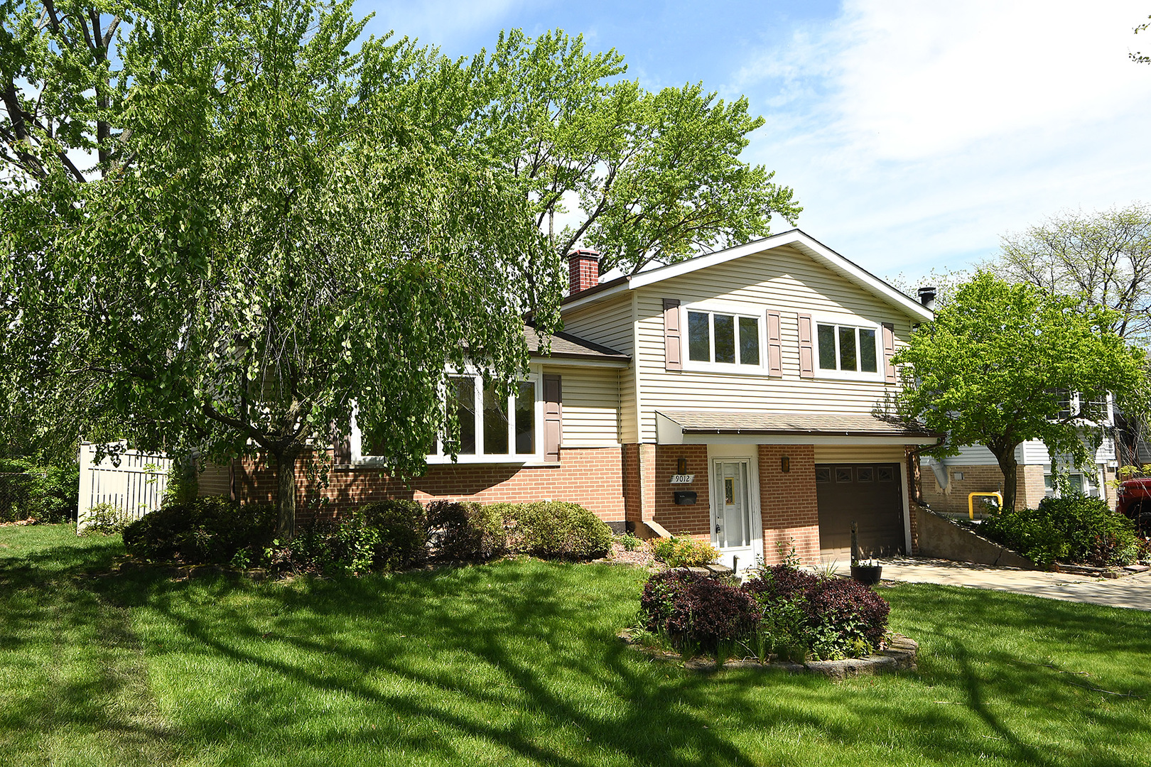 9012 89th Street Hickory Hills, IL 60457 - Photo 4 of 29