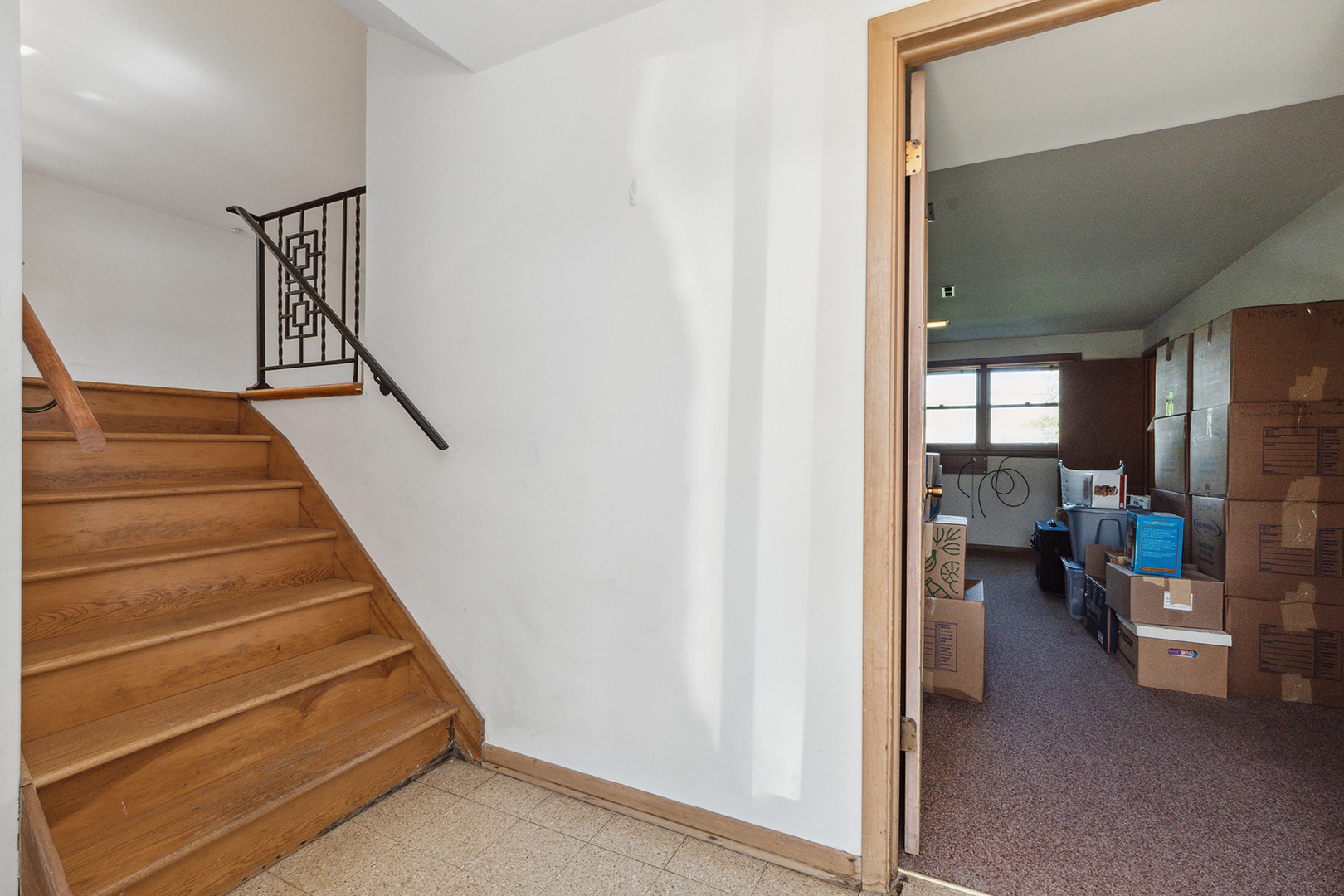 9012 89th Street Hickory Hills, IL 60457 - Photo 5 of 29