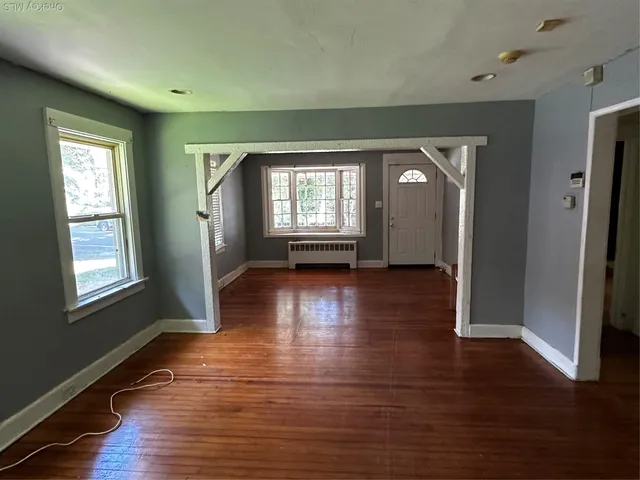 $760,000 | 5 Spring Lane, Great Neck, NY 11024