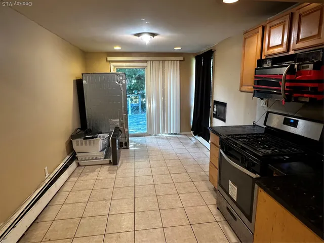 $760,000 | 5 Spring Lane, Great Neck, NY 11024