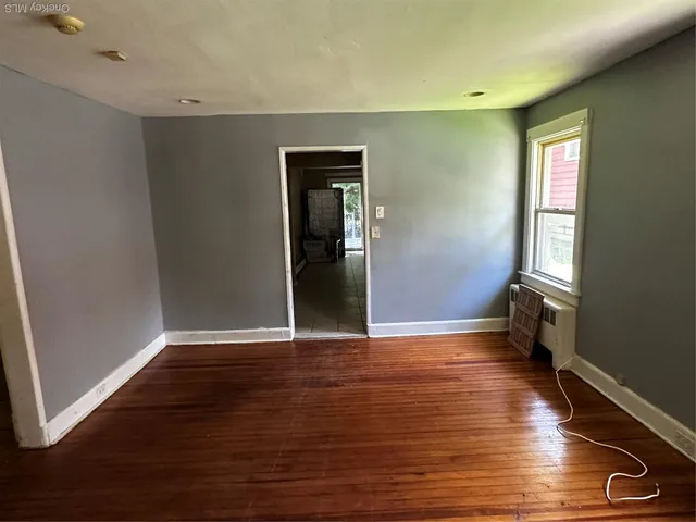 $760,000 | 5 Spring Lane, Great Neck, NY 11024