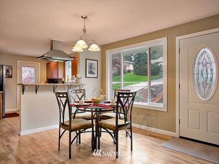 1926 Southwest 166th Street Burien, WA 98166 - Photo 5 of 12