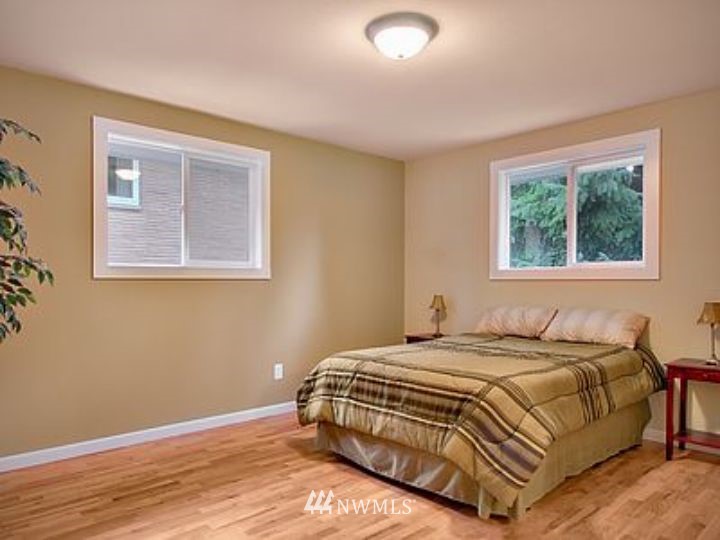 1926 Southwest 166th Street Burien, WA 98166 - Photo 8 of 12