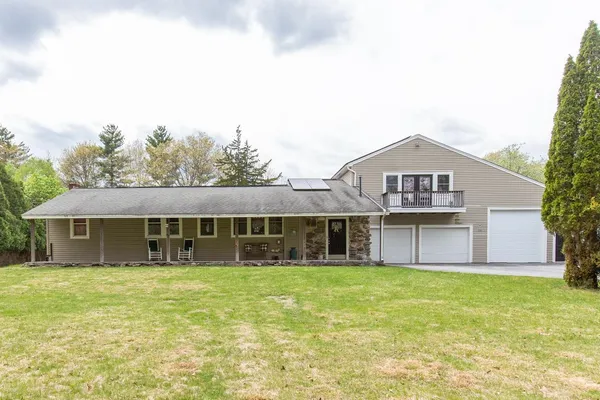 $694,900 | 131 Bush Hill Road, Pelham, NH 03076