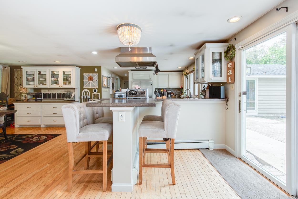 131 Bush Hill Road Pelham, NH 03076 - Photo 11 of 52