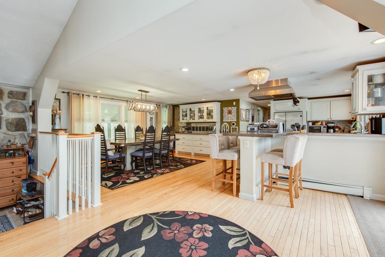 131 Bush Hill Road Pelham, NH 03076 - Photo 10 of 52