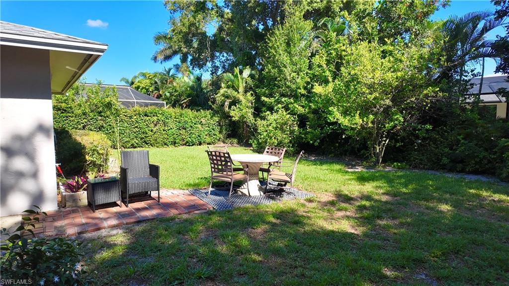 541 Landmark Drive Naples, FL 34112 - Photo 15 of 17